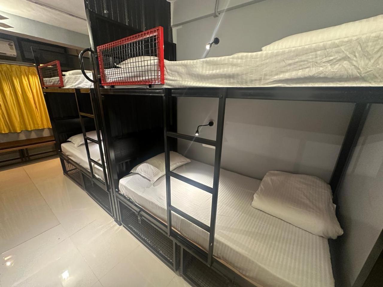 Travotale Hostel And Cowork Koregaonpark 浦那 外观 照片