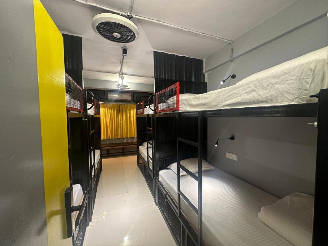 Travotale Hostel And Cowork Koregaonpark 浦那 外观 照片
