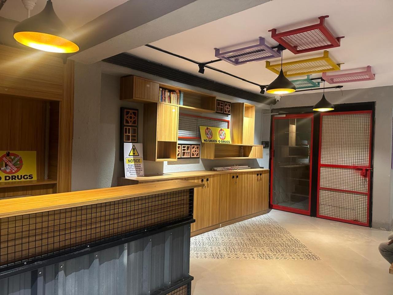 Travotale Hostel And Cowork Koregaonpark 浦那 外观 照片