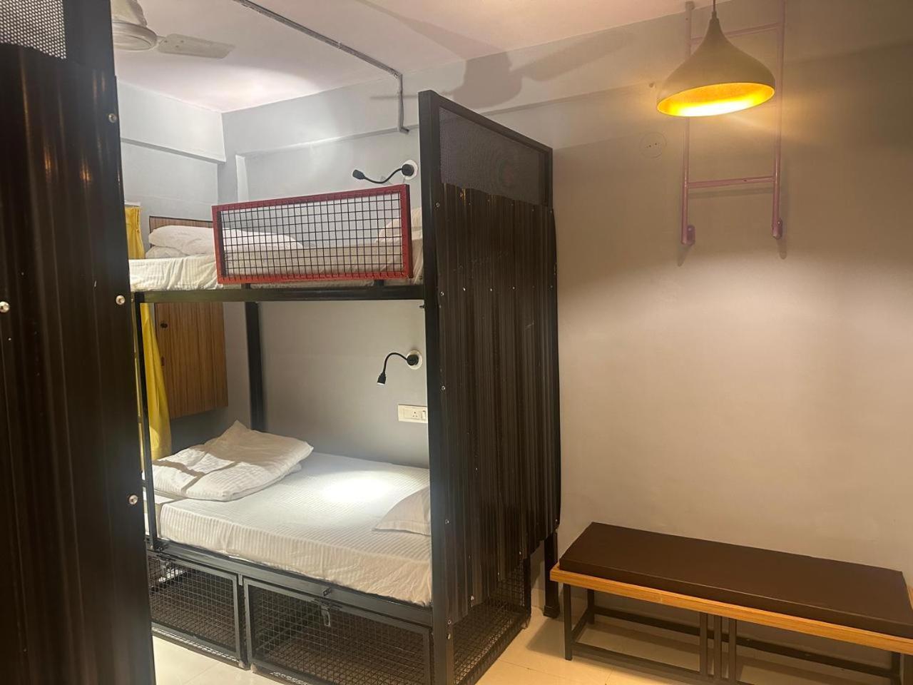 Travotale Hostel And Cowork Koregaonpark 浦那 外观 照片
