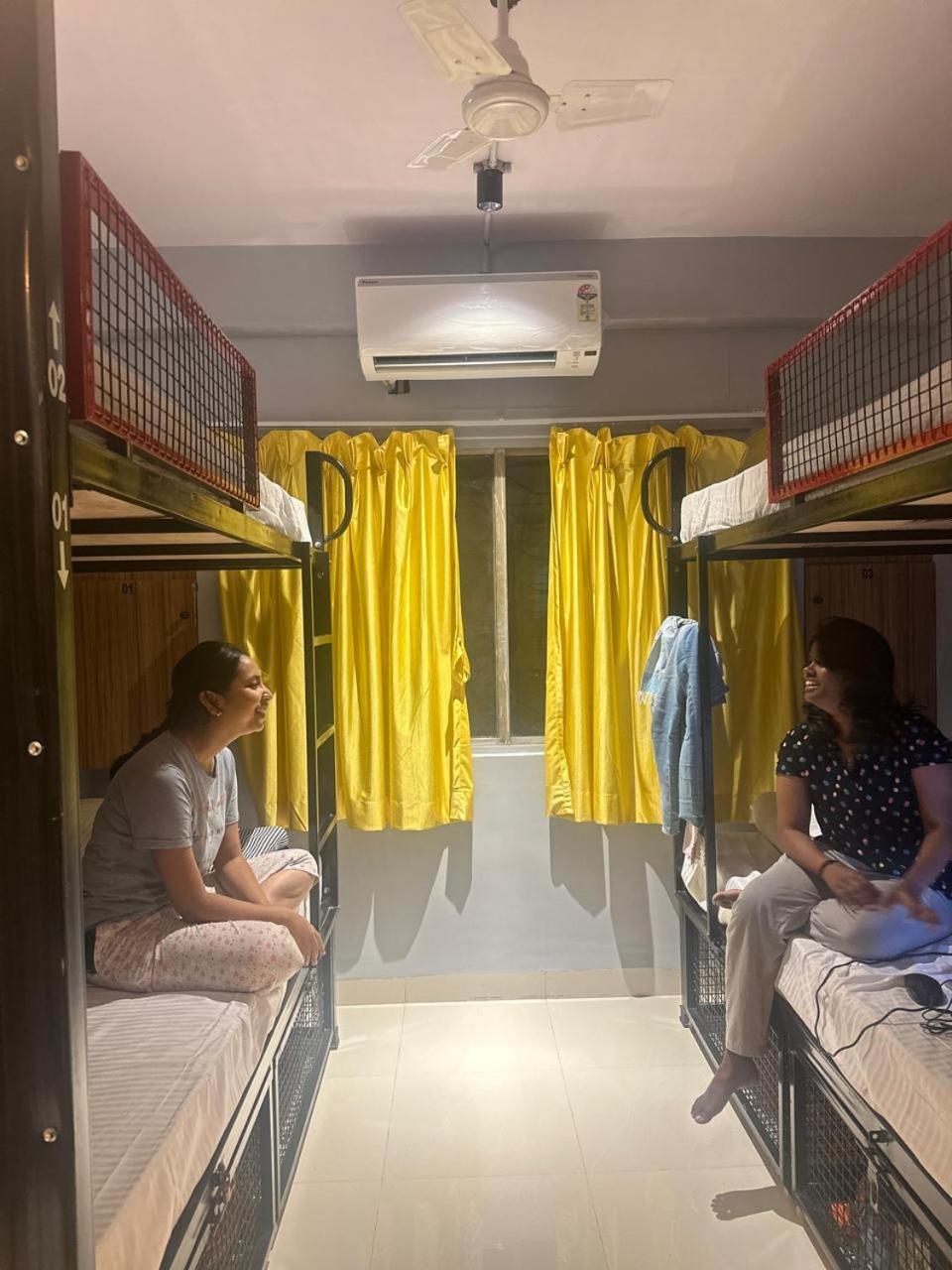 Travotale Hostel And Cowork Koregaonpark 浦那 外观 照片