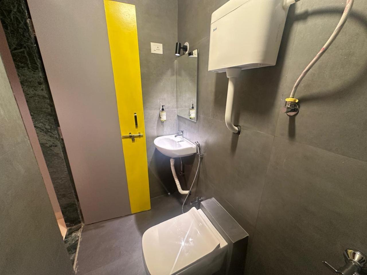 Travotale Hostel And Cowork Koregaonpark 浦那 外观 照片
