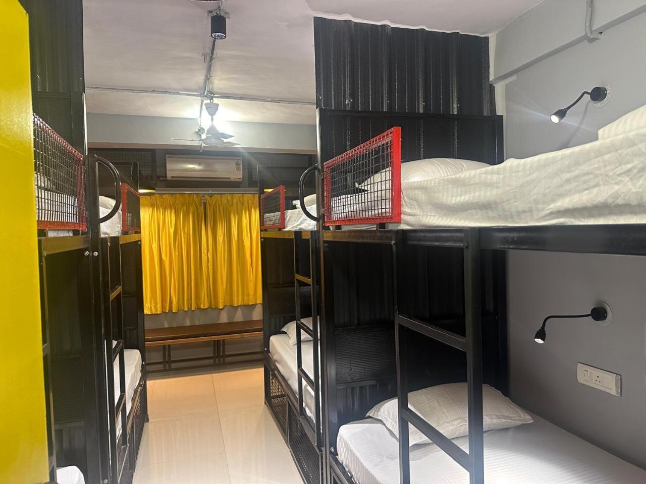 Travotale Hostel And Cowork Koregaonpark 浦那 外观 照片