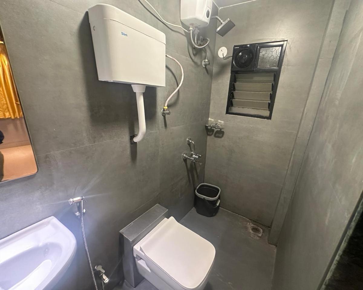 Travotale Hostel And Cowork Koregaonpark 浦那 外观 照片